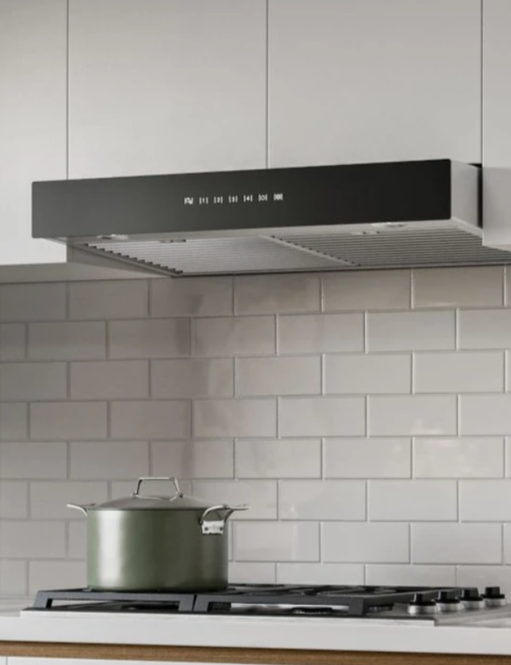 Undercabinet hood by best