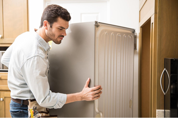 Top 7 Signs Your True Refrigerator Needs Professional Service